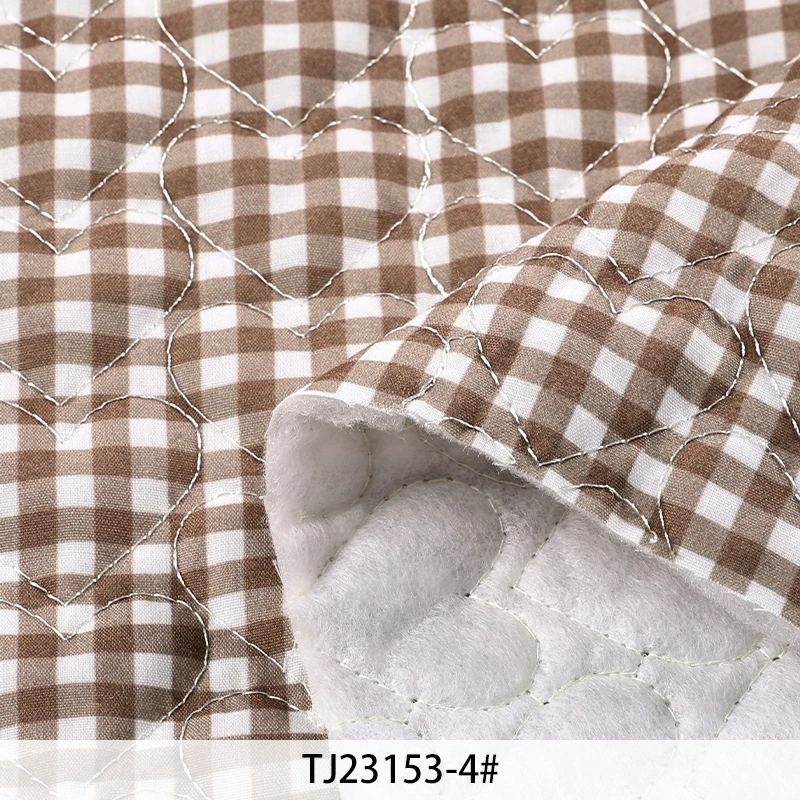 Pure Cotton Grid Quilted Fabric for Winter Crafts and DIY Projects