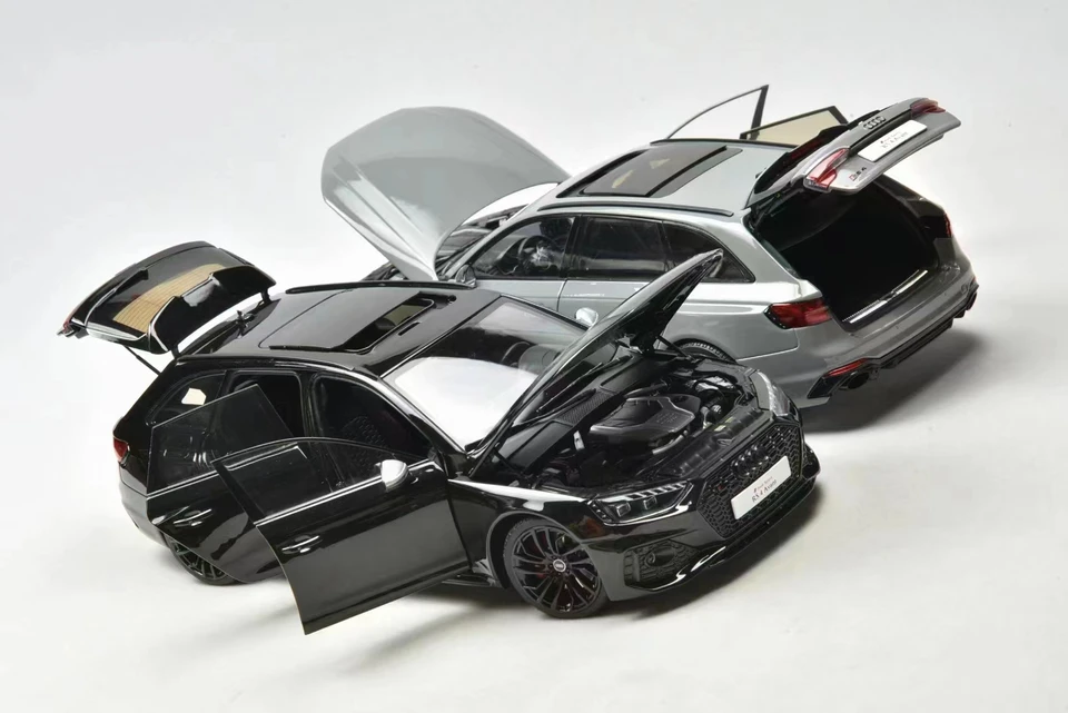 Audi RS 4 ミニカー 1/18 黒 Amazon | AUTOkol 1/18 2022 アウディ AUDI RS4 黒69 | ミニカー