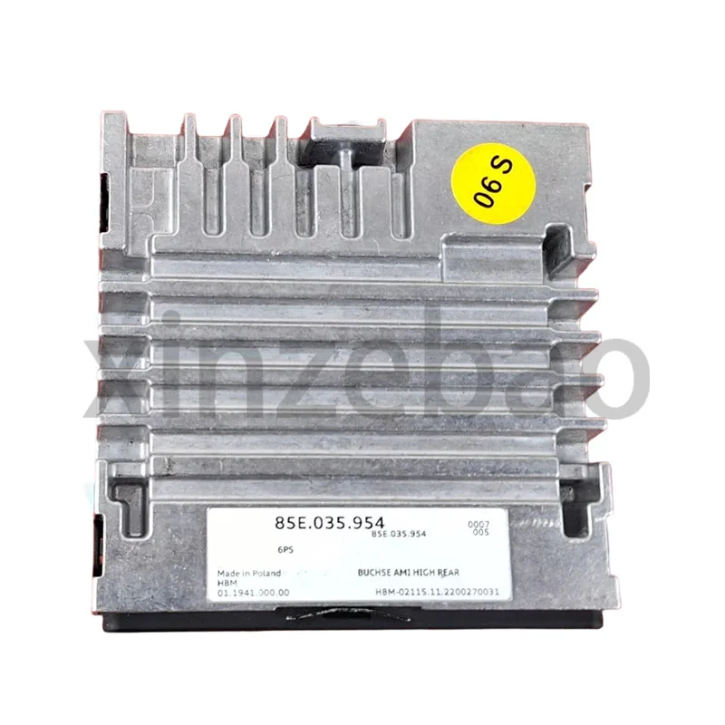 85E035954A는 아우디 A5L A6 e-tron Avant Q3 Q6 e-tron USB 소켓에 적합합니다.