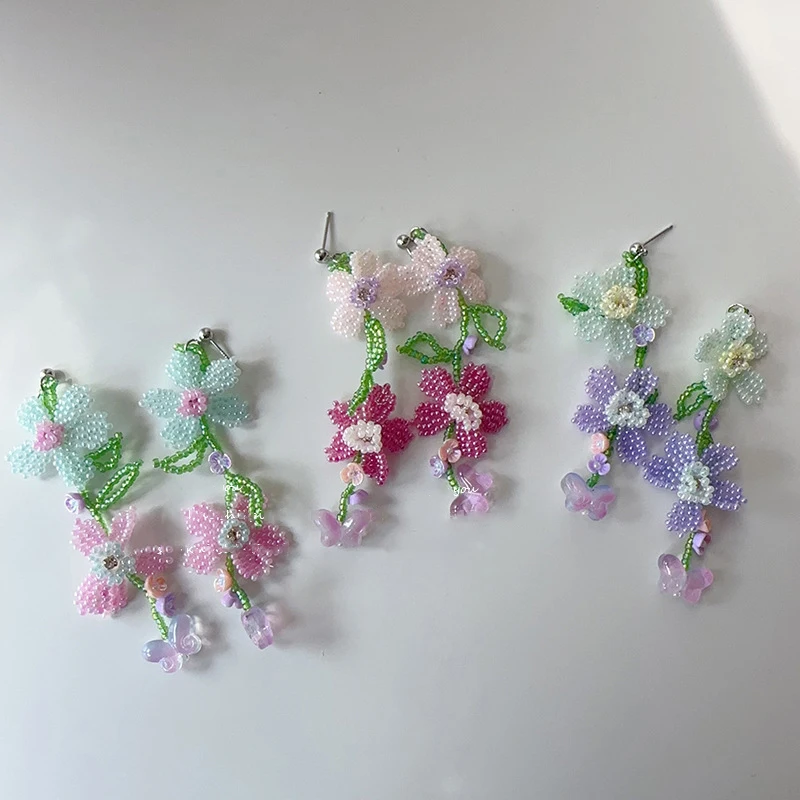 정교한 꽃 귀걸이 수제 비즈 장식 과장된 꽃 귀걸이 우아한 꽃무늬 롱 귀걸이 도매 맞춤 포장