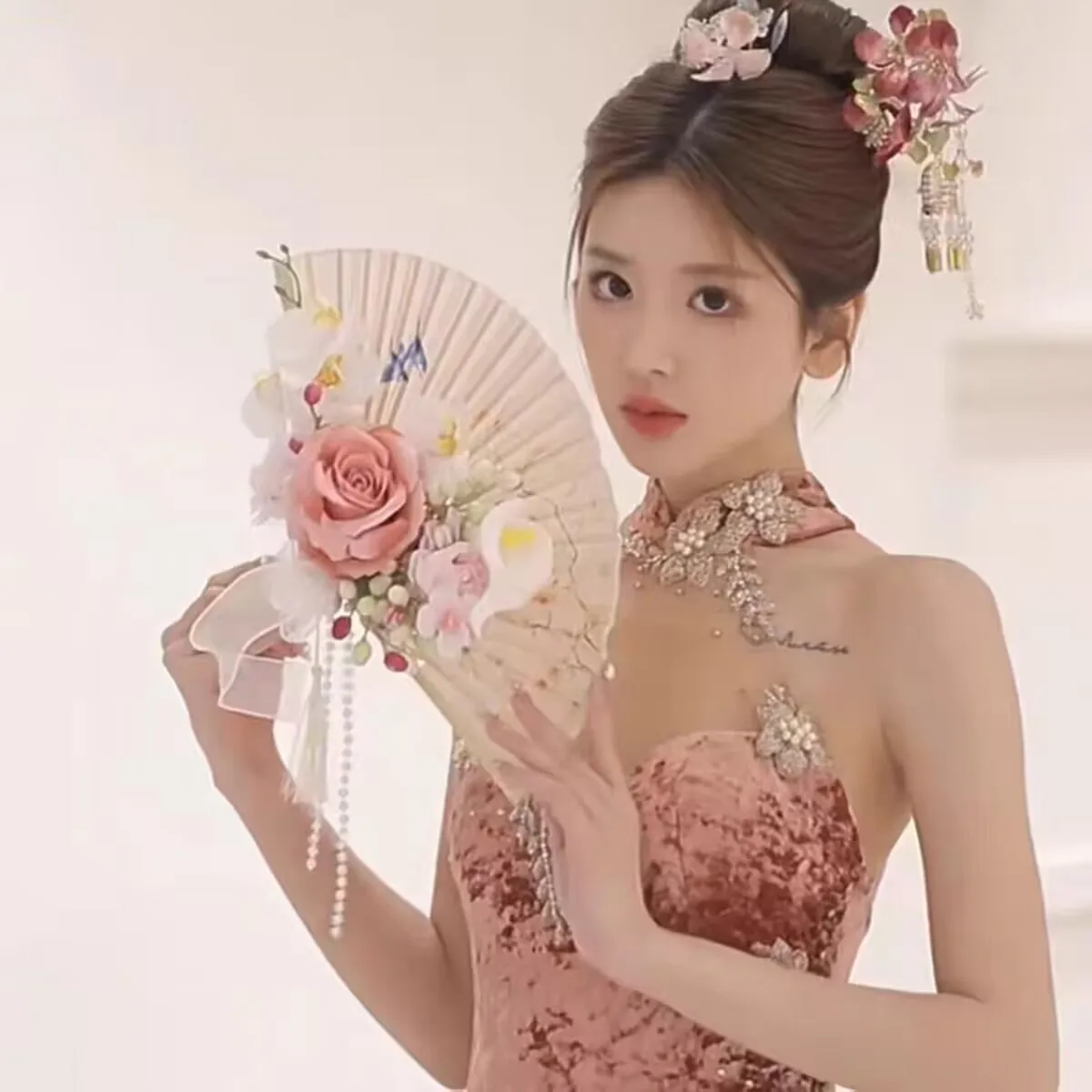 Chinese Sle Wedding Bouquet Handheld Orchid Flowers for Bride in  Bamboo Material New Chinese Sle Home Decor