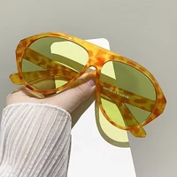 Mode pilote surdimensionné lunettes de soleil lunettes femmes marque de luxe concepteur lunettes de soleil hommes femmes grand cadre nuances à la mode UV400 4