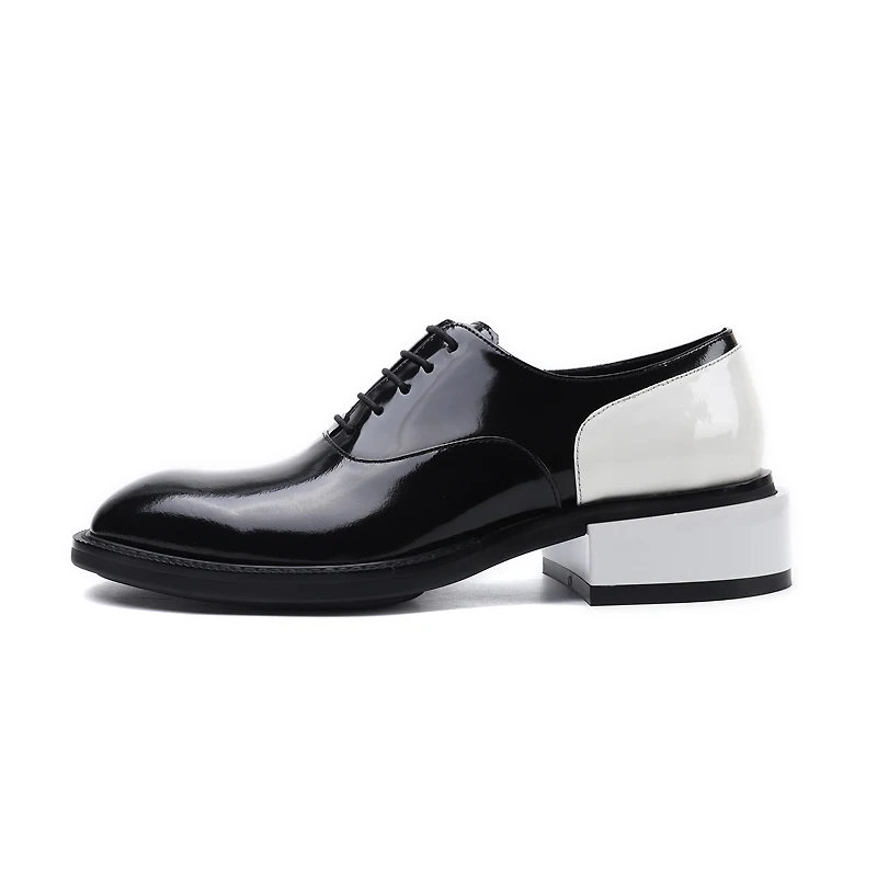 Square Toe Men Catwalk Shoes Retro Man 