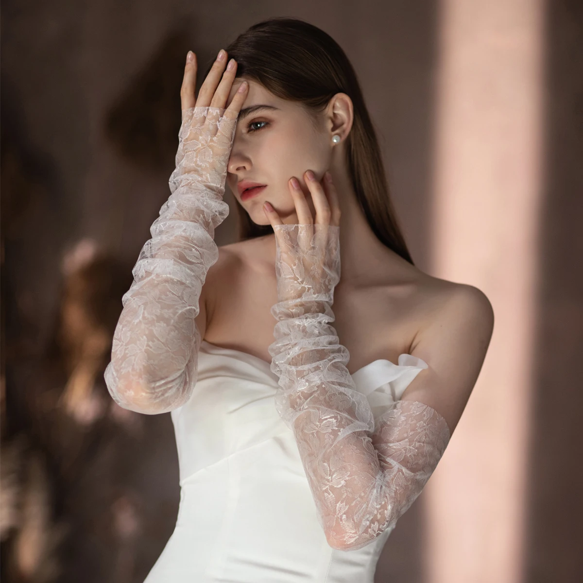formal dresses for ladies in pakistan Long Tulle Gloves main image 0