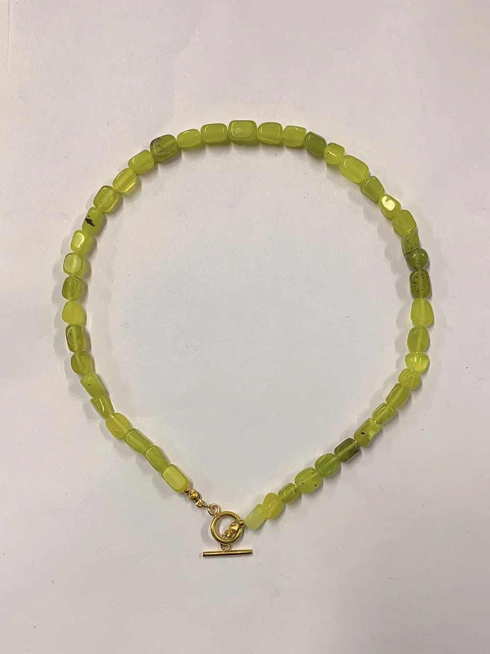 Ins Personalized Cow Fruit Green Natural Stone Irregular Necklace for Women Handmade Summer Choker Neckchain Vacation Style