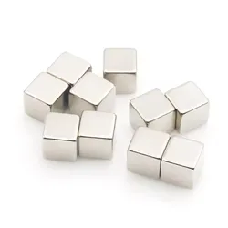 Versatile Strong Square Magnets - 64Pcs (3X3X3mm)