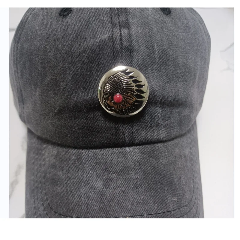 1pcs Baseball Cap With Metal Signage Denim Personalized Unisex Four Seasons Cotton Washed Cloth Durable Adjustable