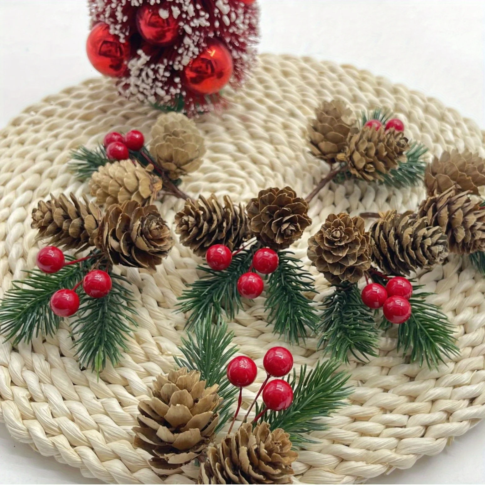 10/30 pezzi di rami di pino con stelo di bacche rosse, pigne artificiali, fiori da raccogliere, ghirlanda fai da te, rami di albero di Natale, decorazioni_voghion.com