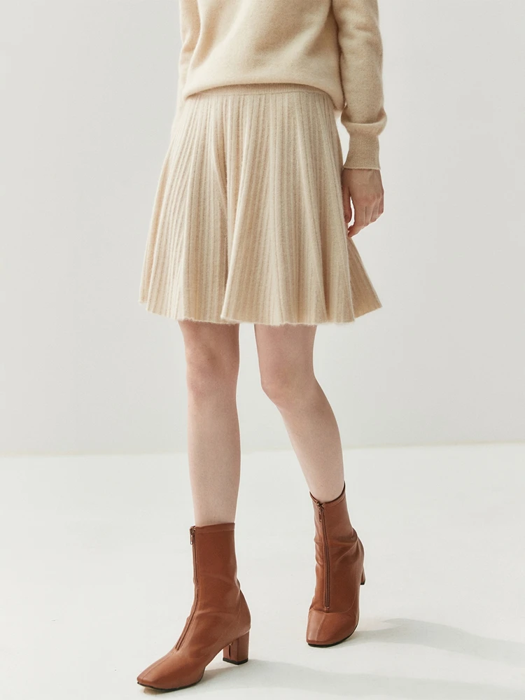 Skirt outfit combination 1