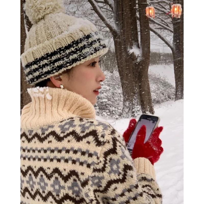 

Niche Wool Fur Ball Black and White Stripes Knitted Hat Earflaps Warm Baby's Knit