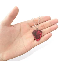 Collier de médiator de guitare, pendentif en forme de cœur et de rubis, chaîne de clavicule Eddie Munson, Punk étrange, choses d'horreur, ras du cou, bijoux Cospaly, cadeaux 2