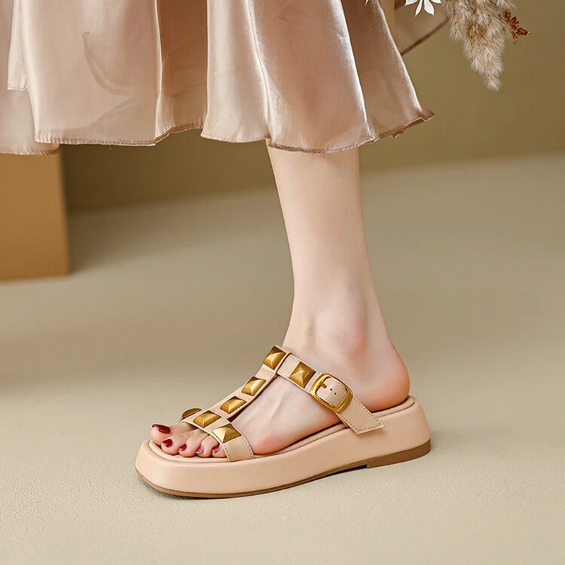 

Summer Women Slippers Open Toe Thick Heel Women Sandals Genuine Leather Shoes Rivet Sandals Solid Roman Platform Shoes for Women