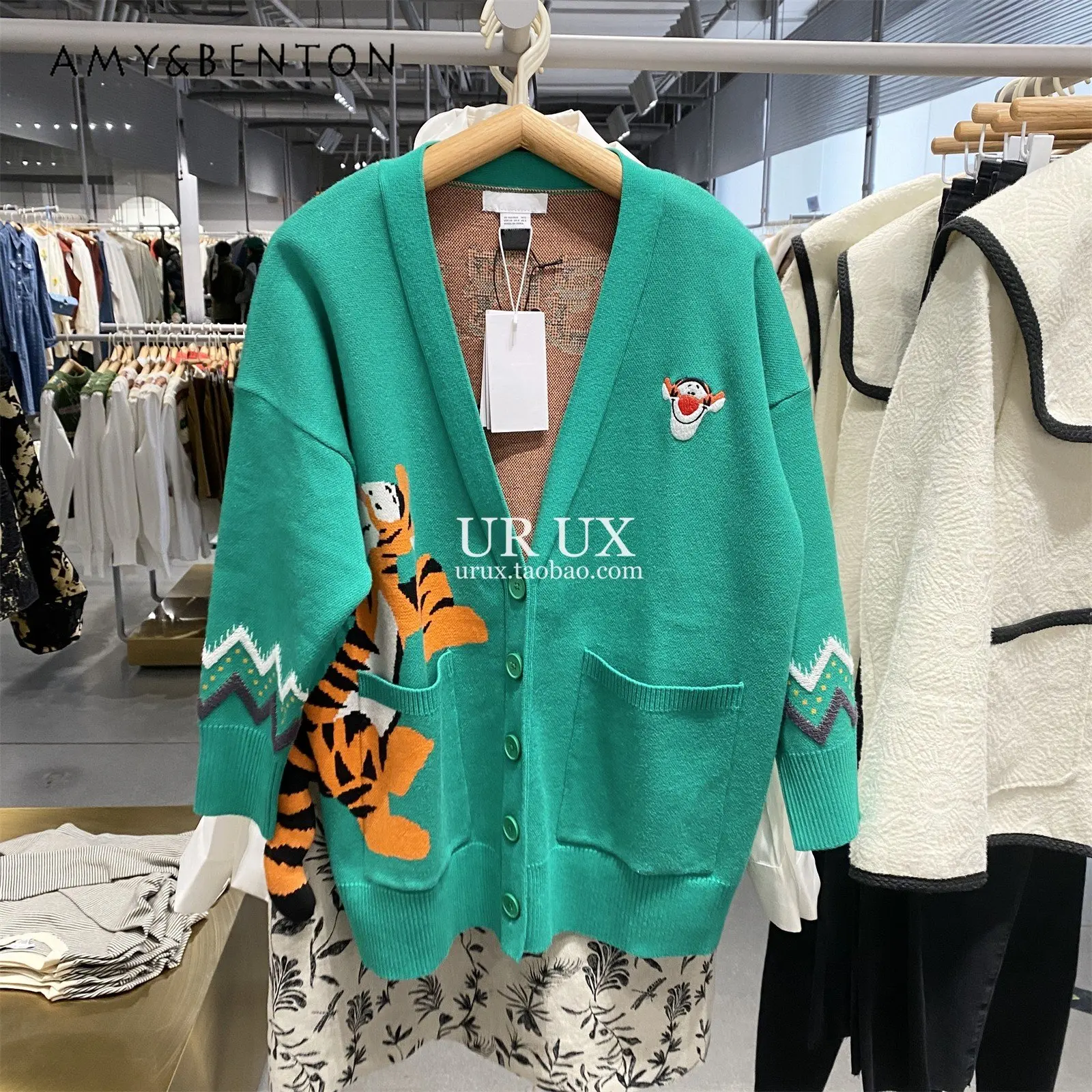 

Women's Spring New Cartoon Contrast Color Knitted Cardigan Jacket Ladies V-neck Pockets Blue Knittes Sweater Coats for Ladies