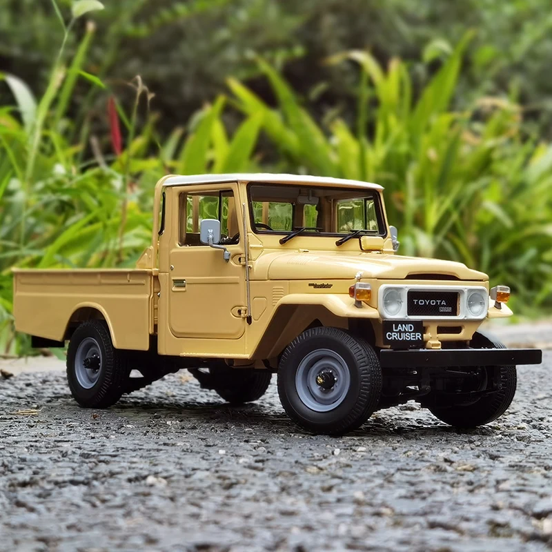 KYOSHO 1:18 Toyota Land Cruiser LC40 pickup Land Cruiser off