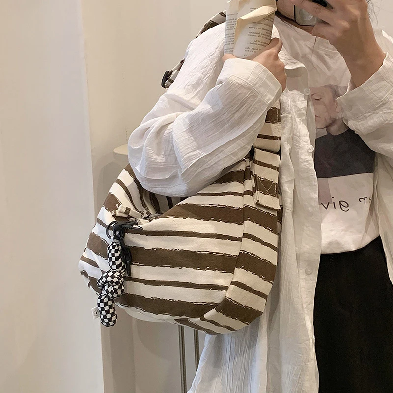 Designer Fashion Shoulder Bags for Women Casual Canvas Crossbody Bag Student Schoolbag Japanese Harajuku Messenger Bag Satchels