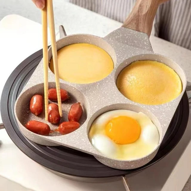 3 Section Skillet Mini Pancake Pan, Kitchen Cooking Tool Egg Steak Pot Egg Cooker Pan 3 in 1 Nonstick Pan, for Cooking Breakfast Burger Wood Handle