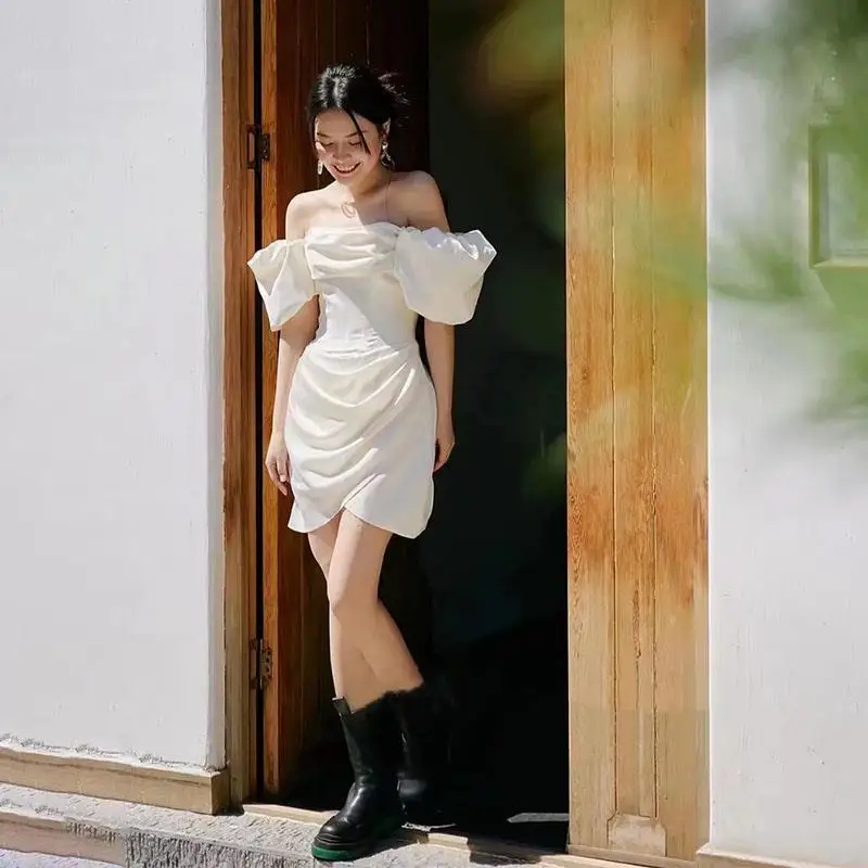 우아한 보트넥 신부 드레스, 퍼프 슬리브, 편안한 새틴, 심플하고 짧은 아비티 다 스포사, 2023 신상 여성 웨딩 드레스