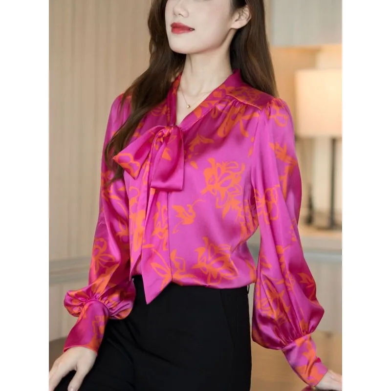 

2023 New Spring Fashion Print V-neck Rose Red Unique Ribbon Satin Shirt Temperament Commuting Women's Lantern Sleeve Casual Top