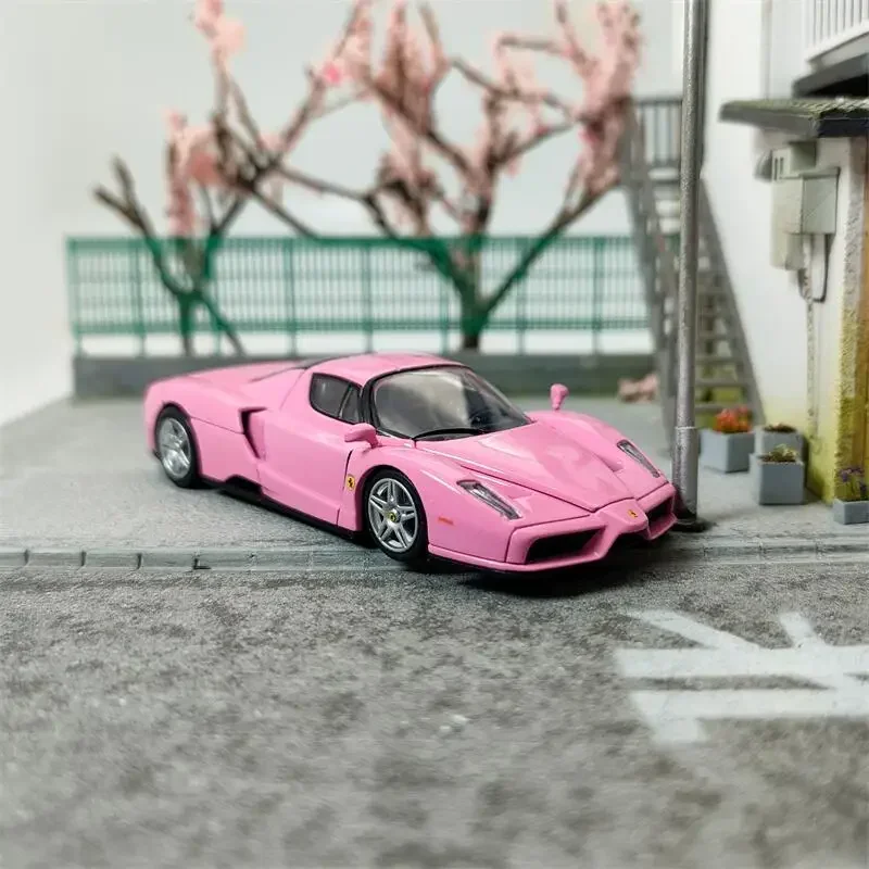 

King Model 1:64 Enzo Pink Diecast Model Car