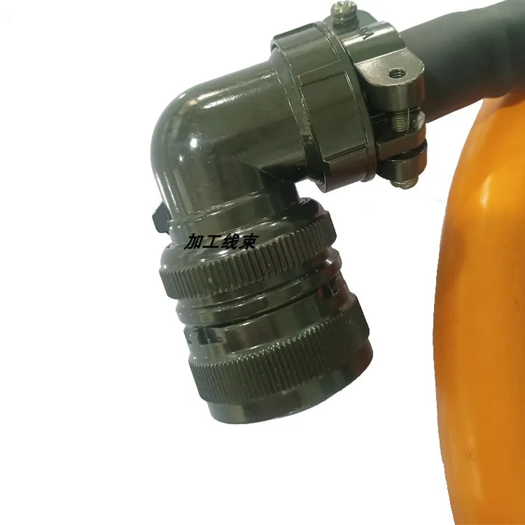 

Connect The Power Cord of 2090-CTPW/B-MDDF-08/12AA/F Servo Motor.
