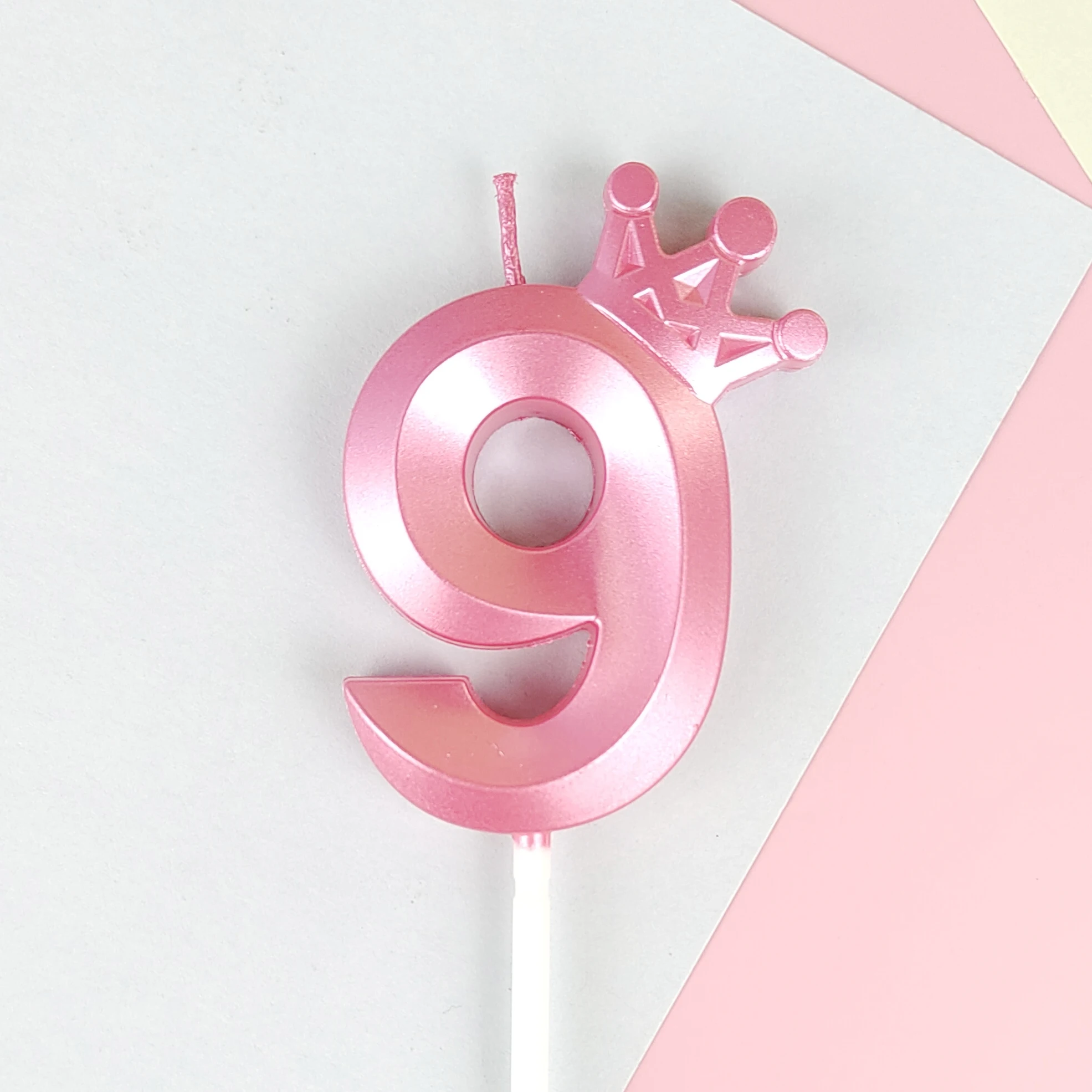 Crown-Shaped Creative Birthday Candle for Children's Party Cake Decoration - Gold, Blue, Pink