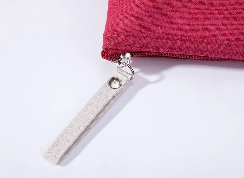 Leuke make-up tas met stippen van canvas voor op reis_voghion.com