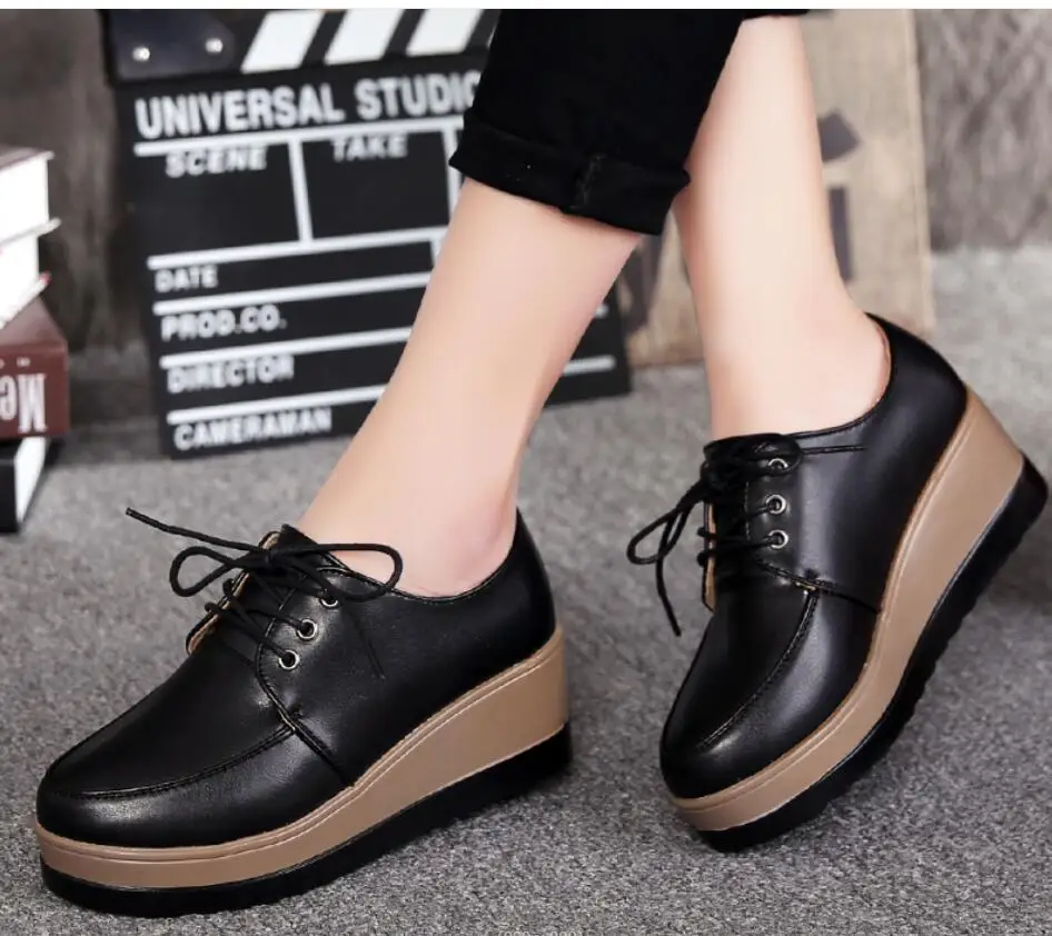 Spring Autumn Women Fashion Platform Gold Black Flats PU Leather Lace up Classic Bullock Footwear Wedges Female Oxford Shoes