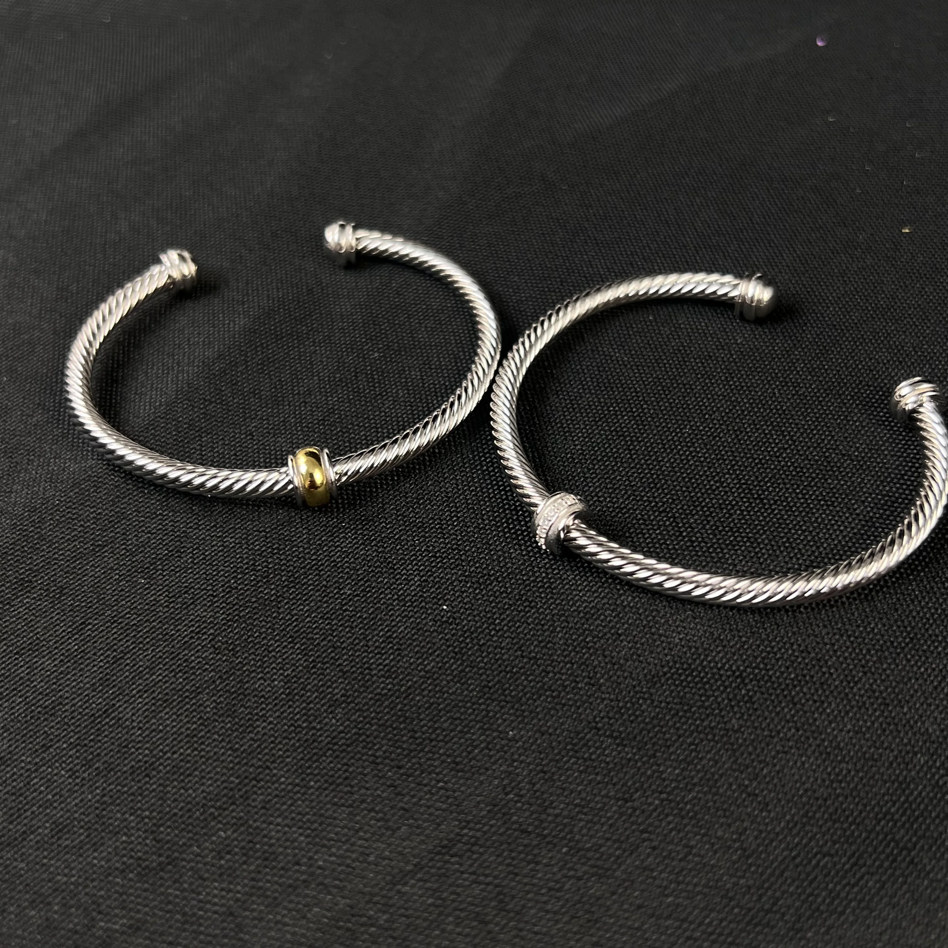 S925 الفضة الاسترليني الجديدة 4mm حبة واحدة مع سوا...