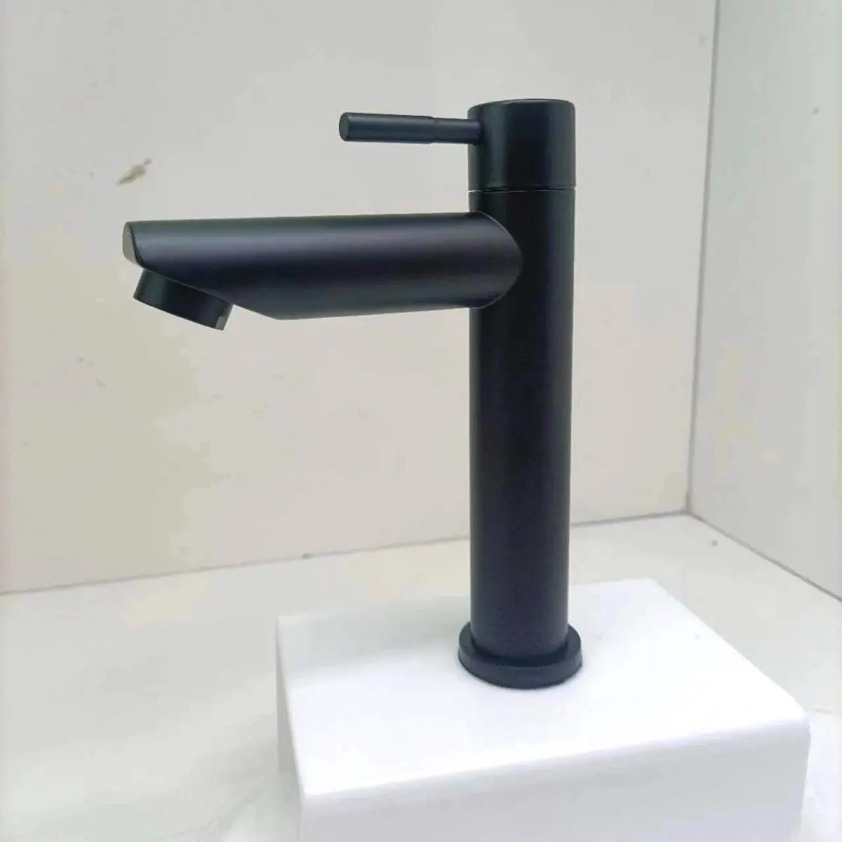 Basin Faucet 304 Stainless Steel Single Cold Water Tap Deck Mounted Basin Sink Tap G1/2