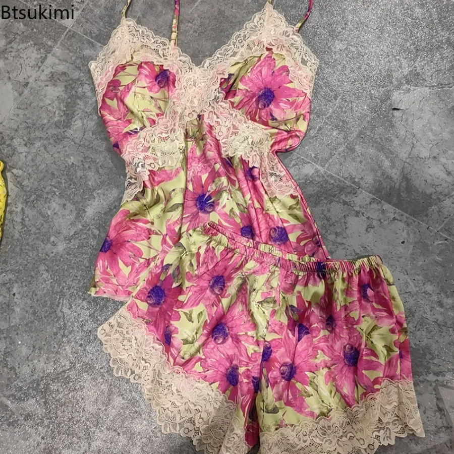 

2024 Women's Summer Sexy Pajama Sets Lace Style Nightwear Spaghetti Strap Shorts Robe Three Piece Loungewear French Sleepwear