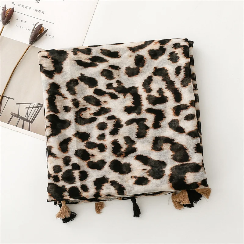 2024 New Fashion Luxury Leopard Print Ladies Women Scarf Female Cotton Linen Shawl Tassel Four Seasons Muslim Hijab 90*180cm 5