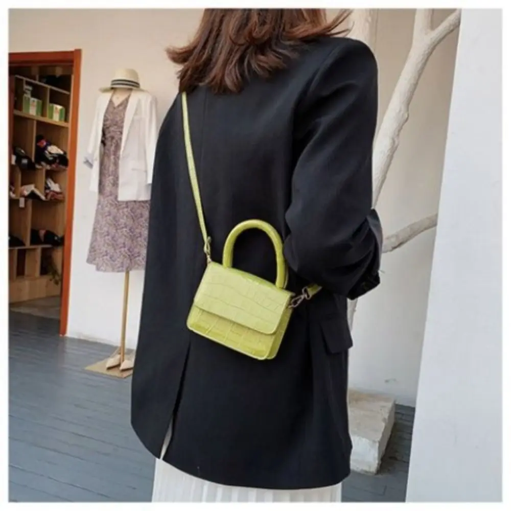 

PU Leather Mini Tote Bag Fashion Crocodile Pattern Square Crossbody Bag Solid Color Flip Lady Handbag Ladies