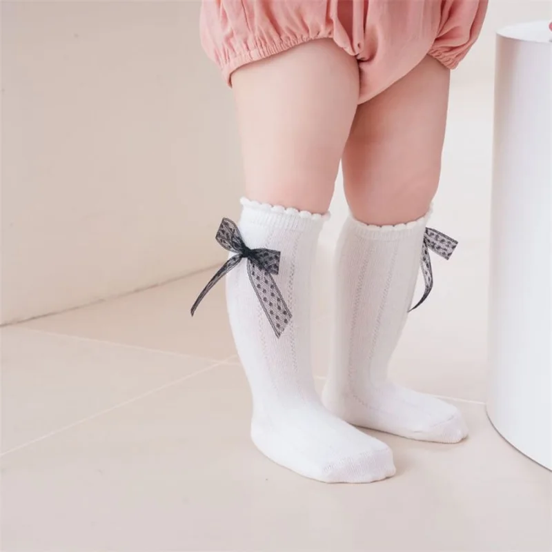 Adorable Baby Girl Lace Ruffle Socks with Bowknot Detail Soft Cotton Princess Mid-Calf Socks for Year-Round Wear