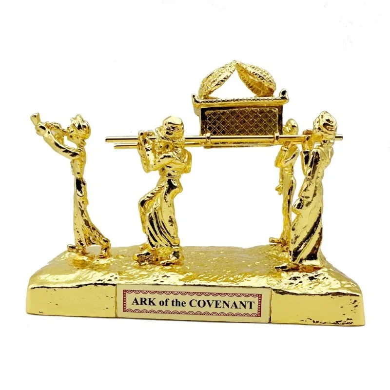 The Ark of the Covenant has gold and copper brackets Jerusalem Jewish identity testimony Statue Metal Handicraft decorations