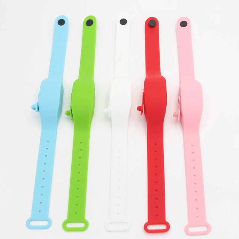 Adult Kids Liquid Wristband Hand Dispenser Handwash Gel Whole Sanitizing Silicone Alcohol Dispensing Bracelet Wrist Strap 2025
