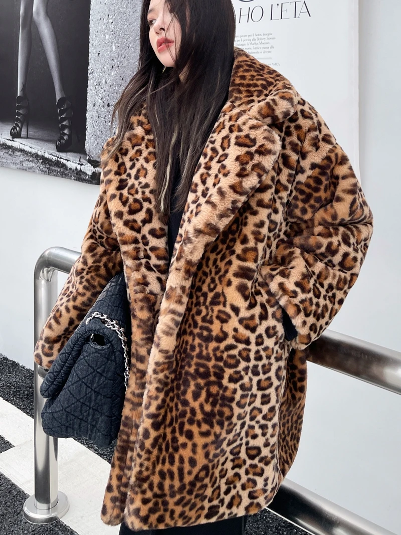 

Leopard Lapel Faux Fur Jacket Winter Coat For Women