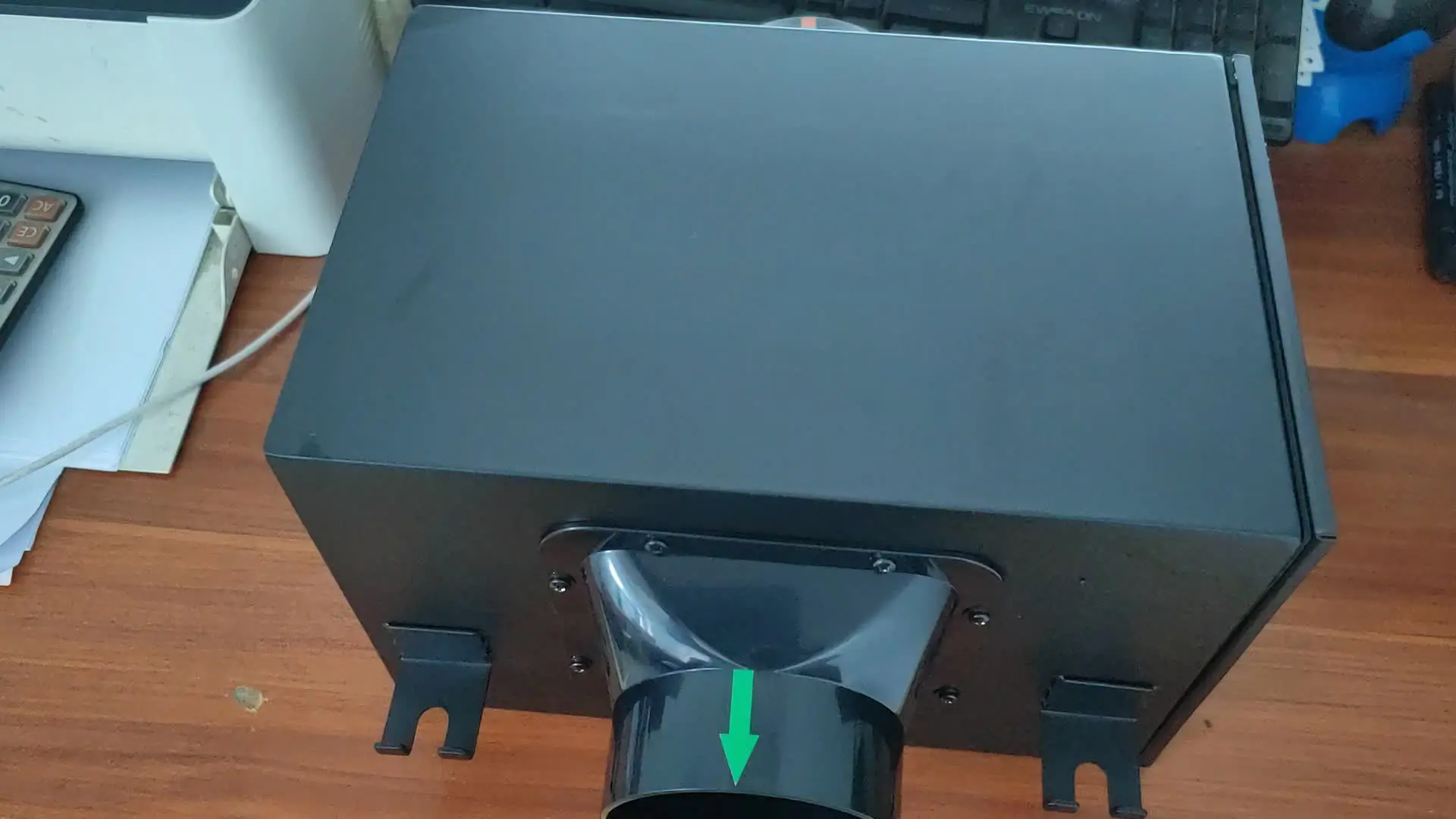 Boîte de Filtration HEPA pour Air Intérieur avec pré-filtre et charbon actif, vue d'ensemble.