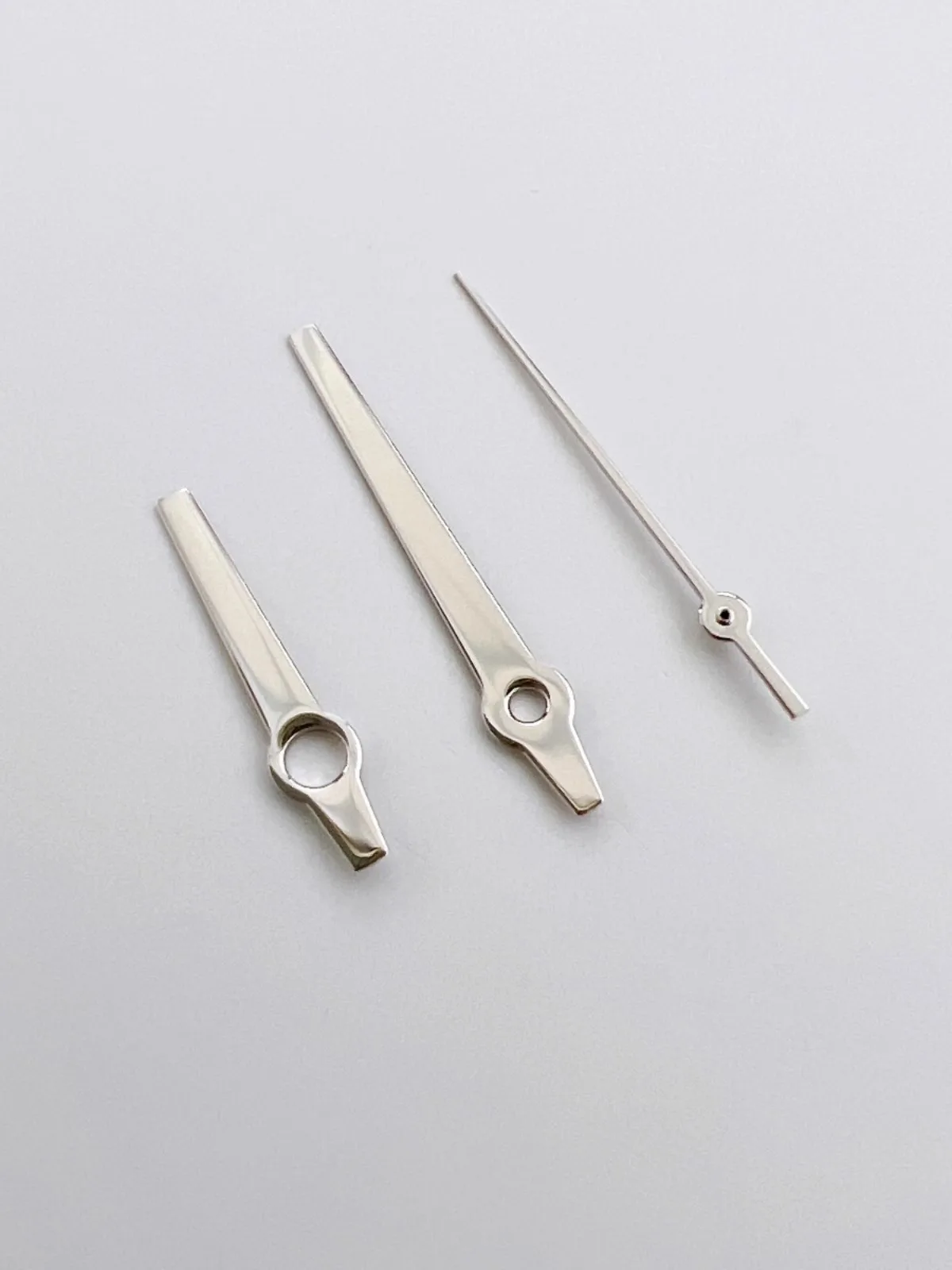 

Модифицированные аксессуары для часов, новые простые полированные нелюминесцентные стрелки, совместимые с движениями NH35/364R/7S