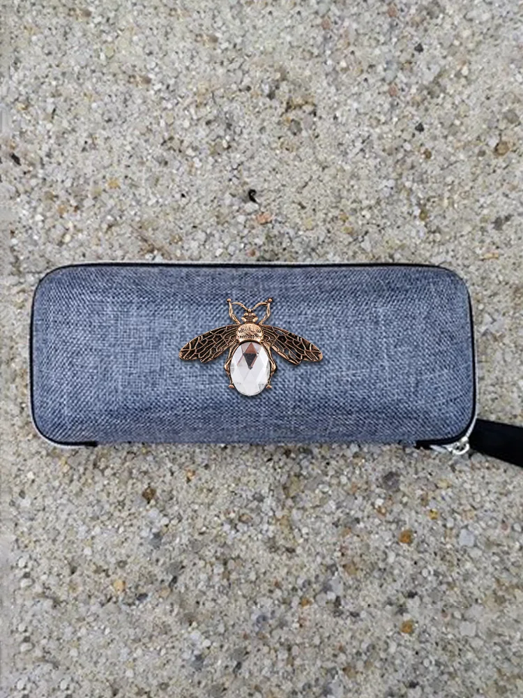 

Portable LInen Box For Eyewear Bags & Sunglasses Bags - White & Gold Flower Brooch Decor