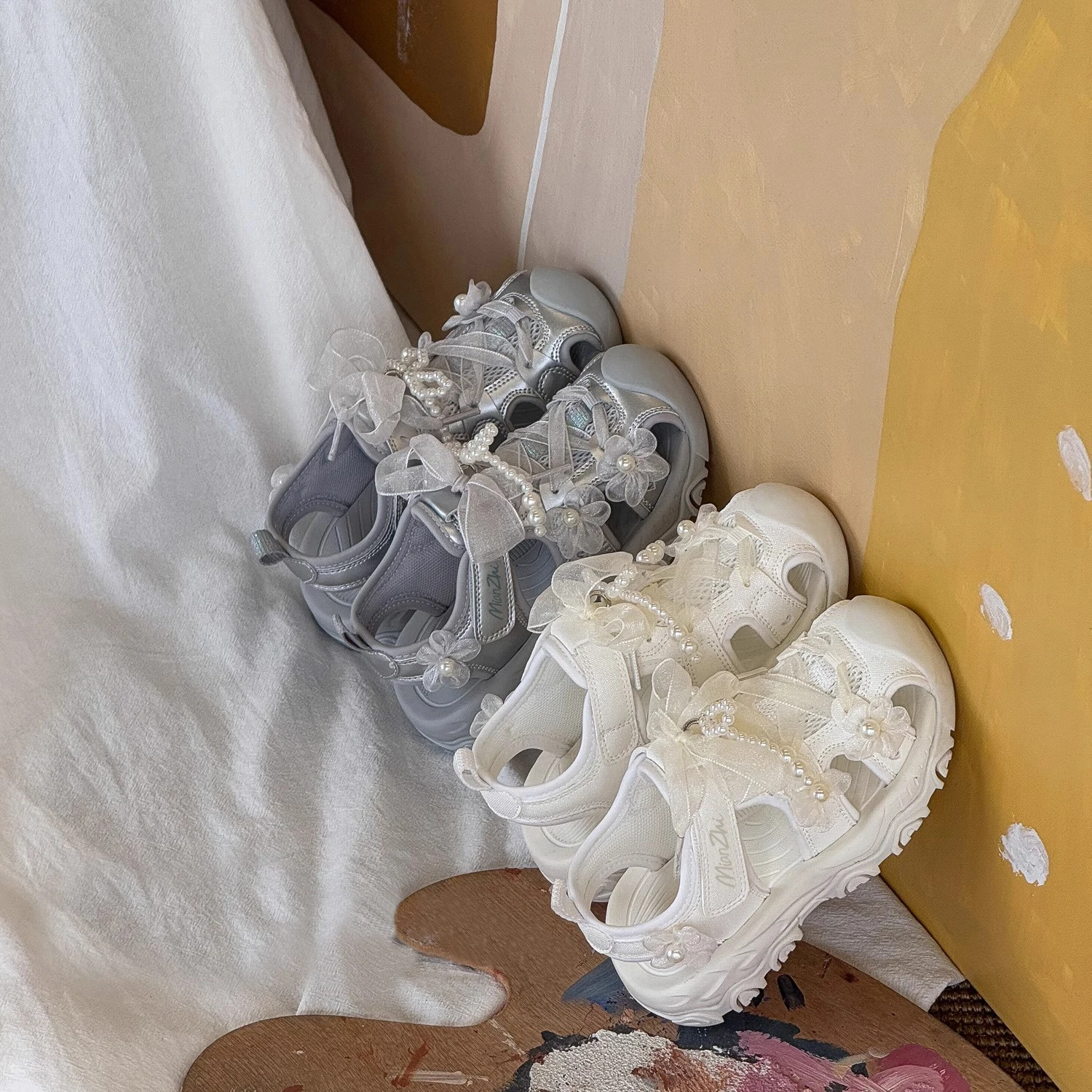 Girls Summer Non Slip Sandals Beige Silver Beading Bow