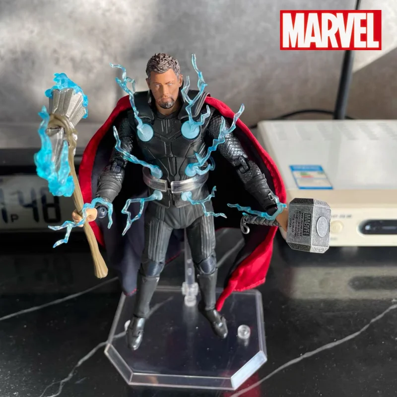 

New Marvel Avengers Super Hero Thor Movable Joint Weapon Set Figurine Toys Battle Form 3 Heads Figure Desktop Christmas Gift