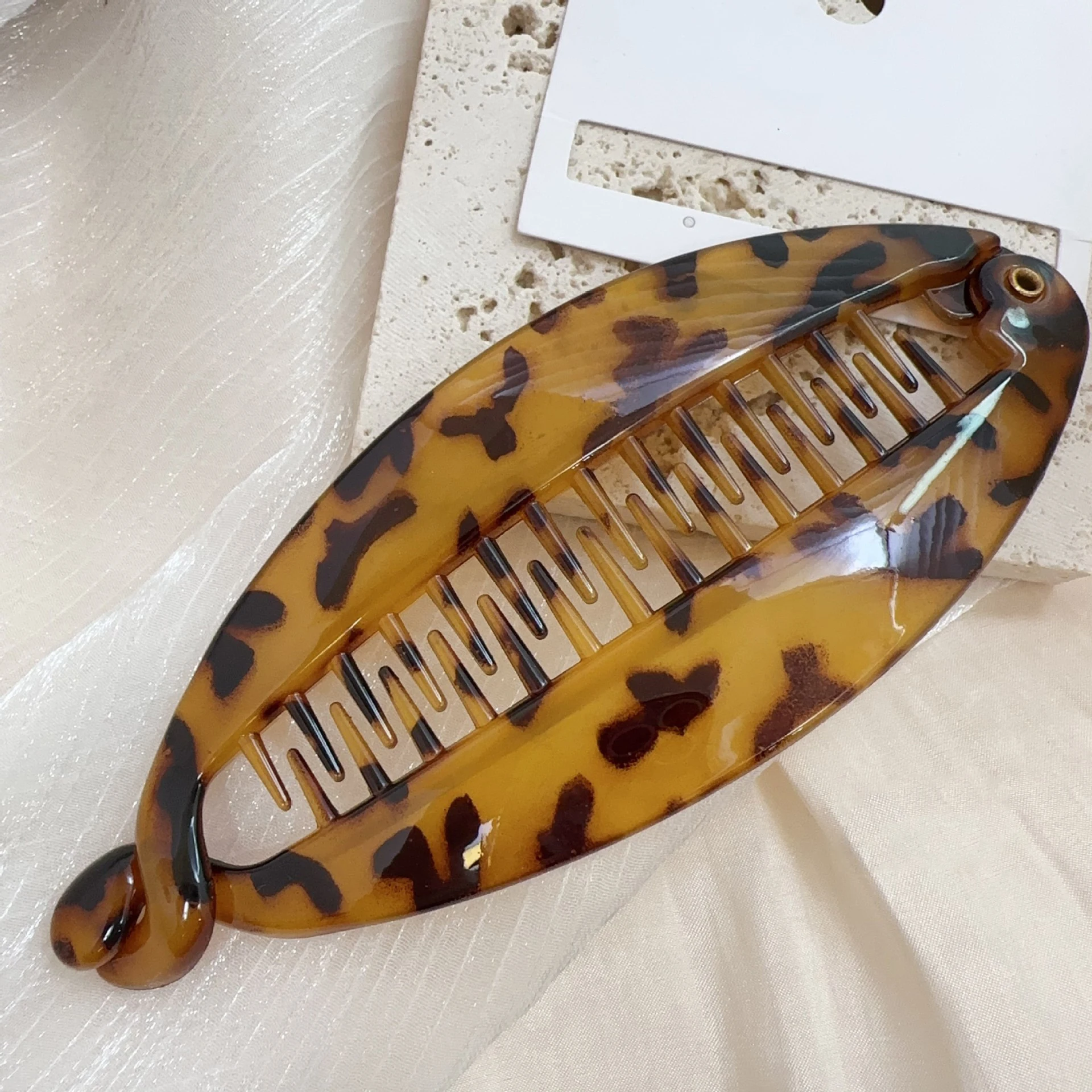 Resin Toothed Hair Clip Women Ponytail Vertical Clip Fashion Women Headwear Elegant Hairpin Korean Hair Accessories