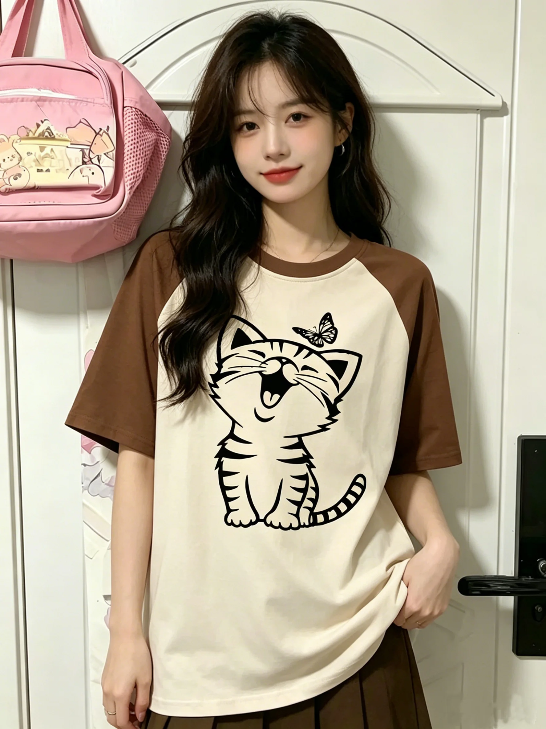 Lustiges Katzen-T-Shirt mit Schmetterling für Damen, Sommerliches Niedliches Tier-T-Shirt, Kurzarm Grafik-T-Shirts, Lässige Y2k Damenmode
