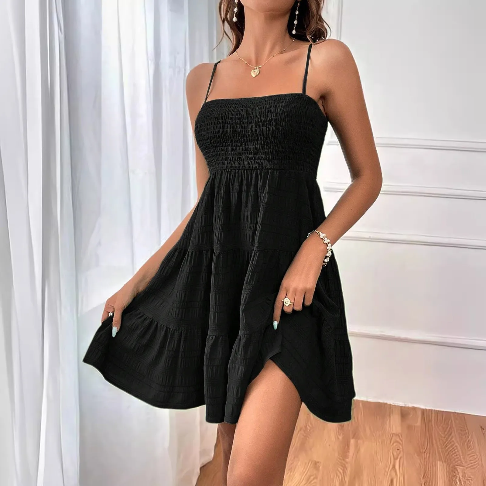 

Elegant Women's Sexy Backless Black Short Dress New Summer Fashion Sleeveless Sling Mini Dress Women Casual Party Dresses