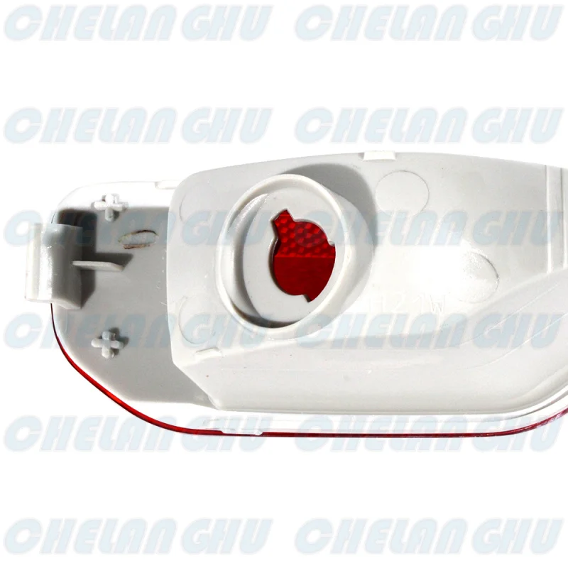 Right Side Rear Bumper Reflector Light Lamp Without Bulbs 31656866 For Volvo XC40