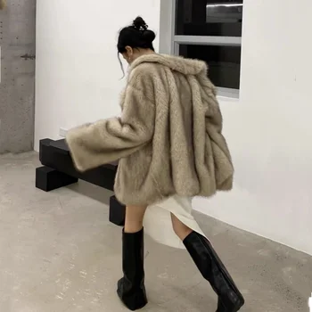 2025 Moda Inverno Donna Pelliccia Jacker Ragazze Cappotto di pelliccia sintetica oversize Spessore Capispalla caldo Soffici abiti in pelliccia di volpe sintetica 1