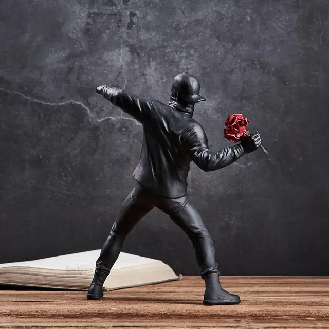 Esculturas De Banksy: Arte Moderno Revolucionario En Resina