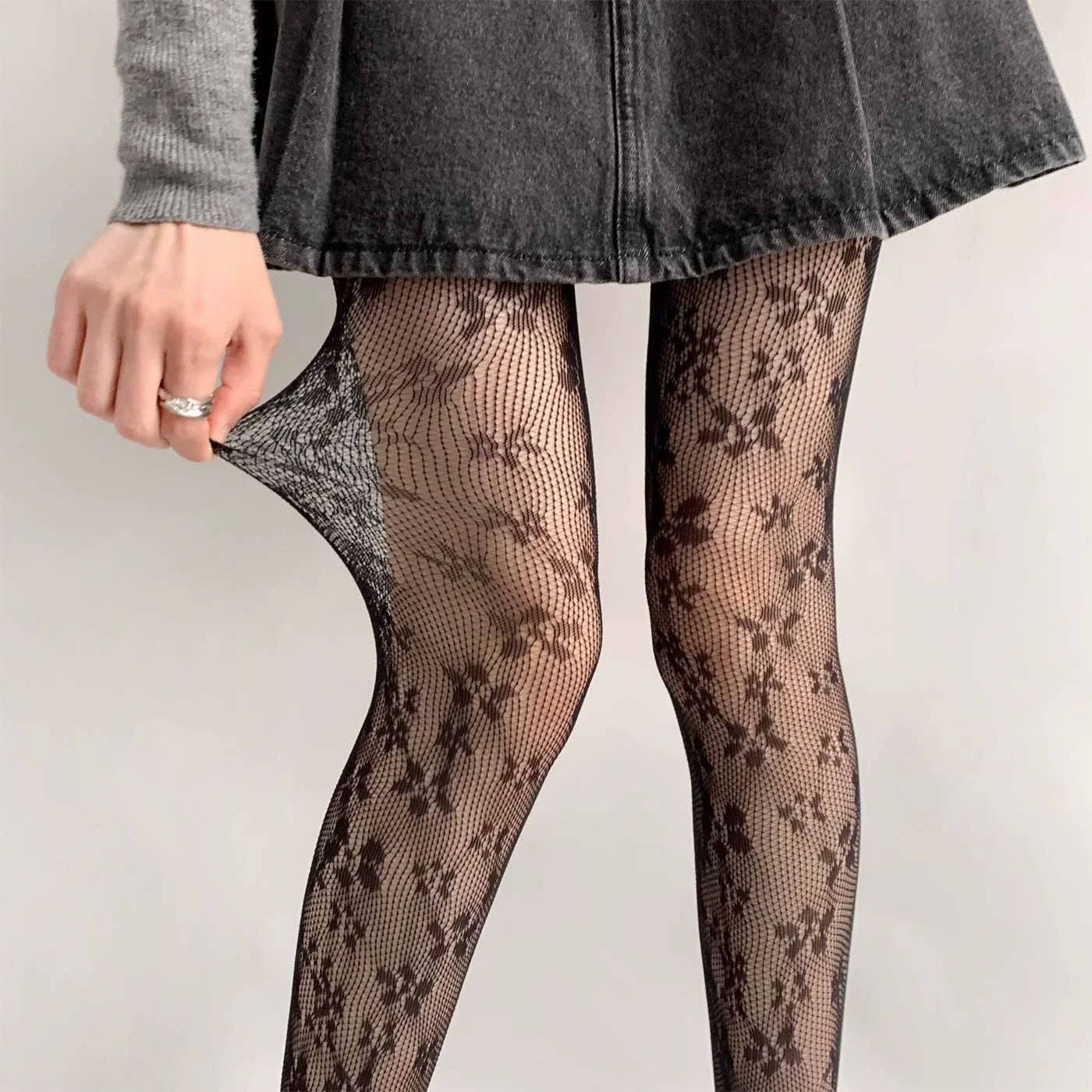 Style B black