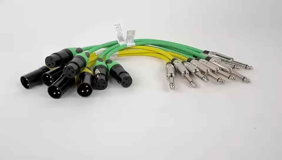 XLR