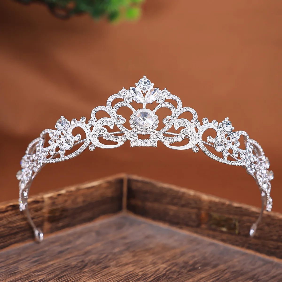 Gold/Silver Color Crystal Crown Princess Tiara for Girls Women Hair Dress Accessories Party Birthday Crown Headwear Jewelry Hair Accessories Bridal Hair Accessories